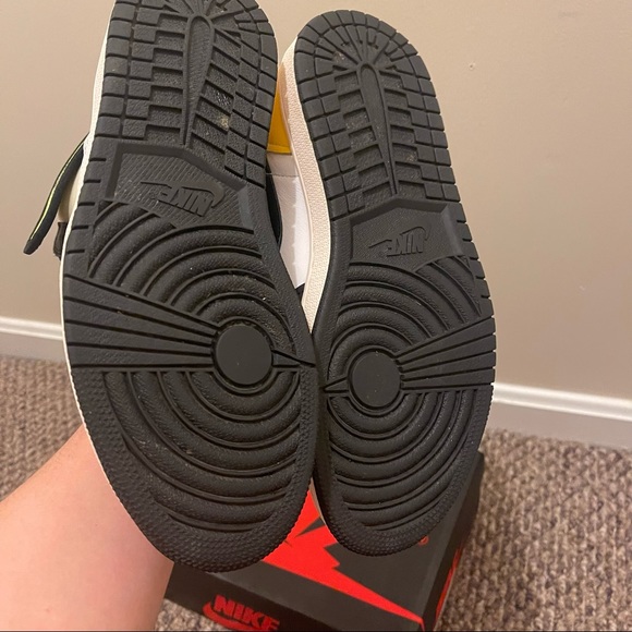 Jordan retro 1 “volt gold” high (555088-118) - Picture 2 of 7